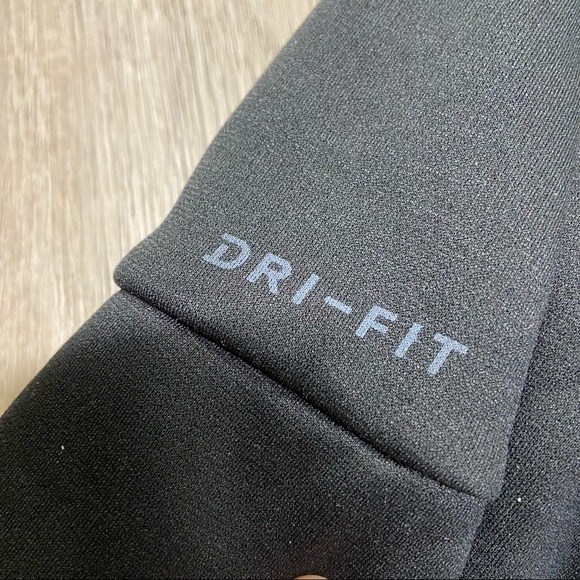 Nike Dri-Fit Mens Black Gray White Logo Performance Hooded Sweatshirt Size XXL - Picture 3 of 5